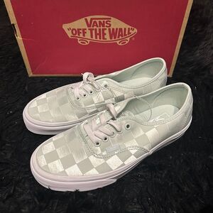 VANS checkerboard mint green satin lace up low top shoes sneakers sz 8.5 new